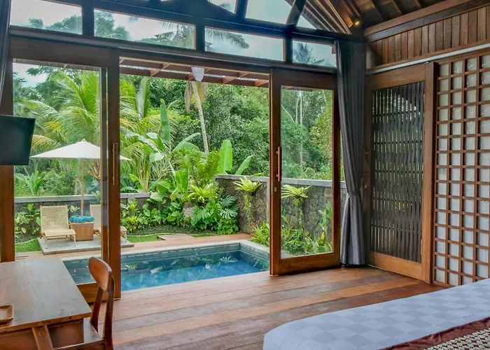 Villa Sanis House