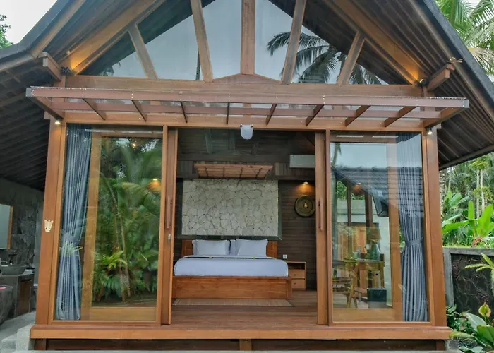 Sanis House