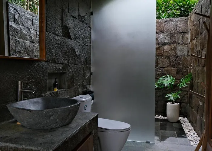Sanis House * Penginyahan